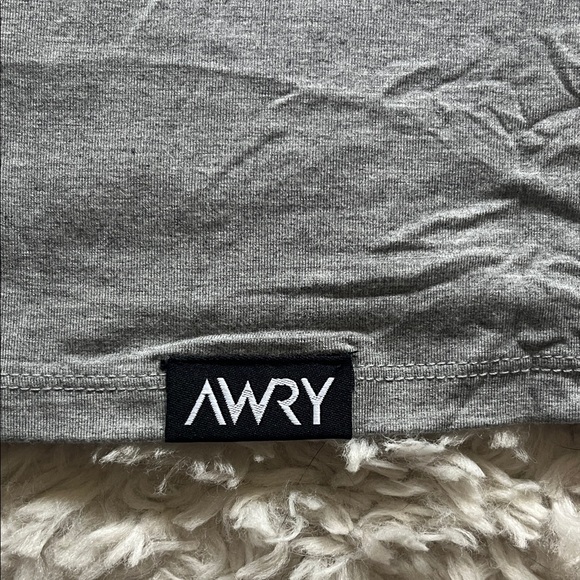 Awry Charcoal Gray Men’s Crop Top - Picture 5 of 7